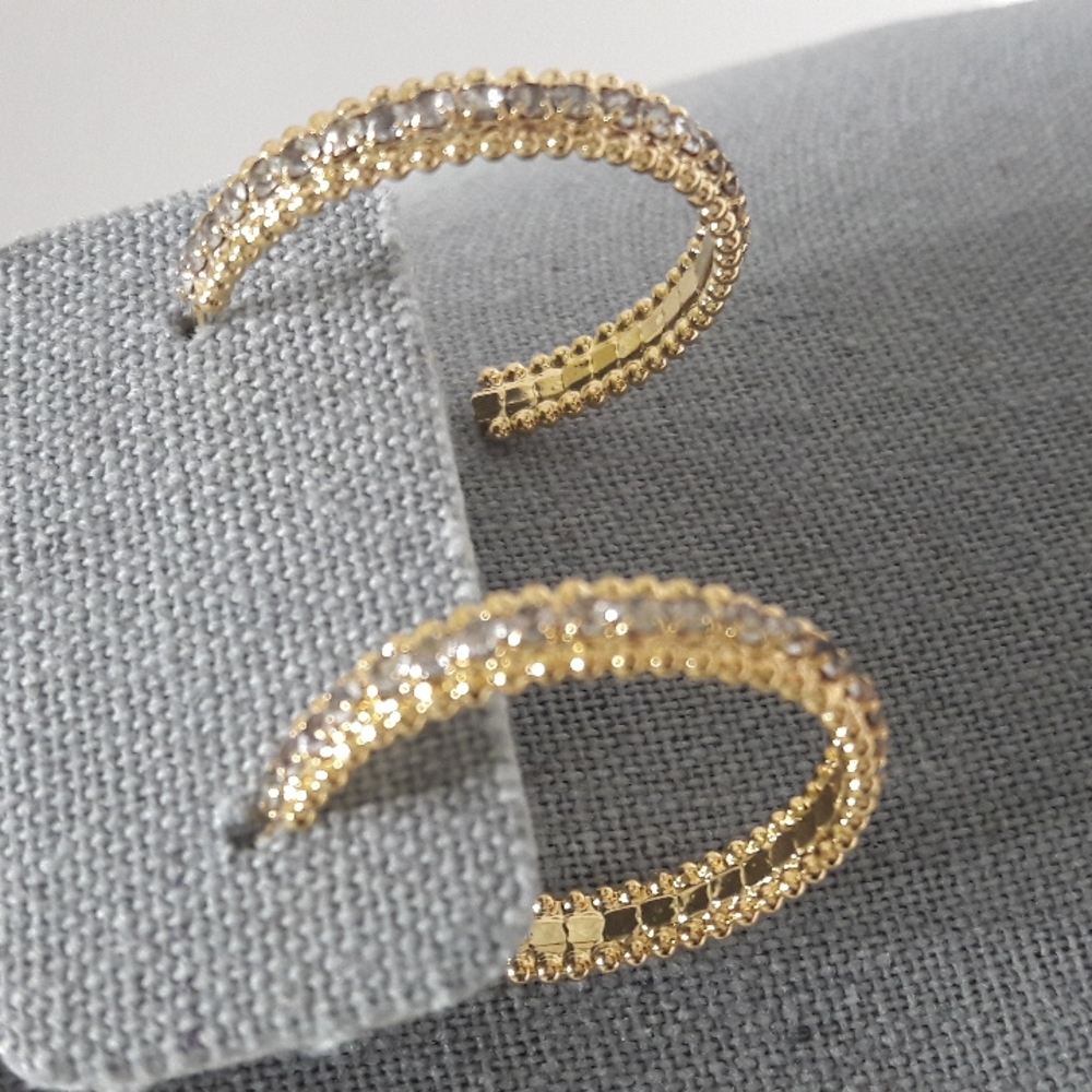 18K Yellow Gold Plated Earrings With Austrian Crystals